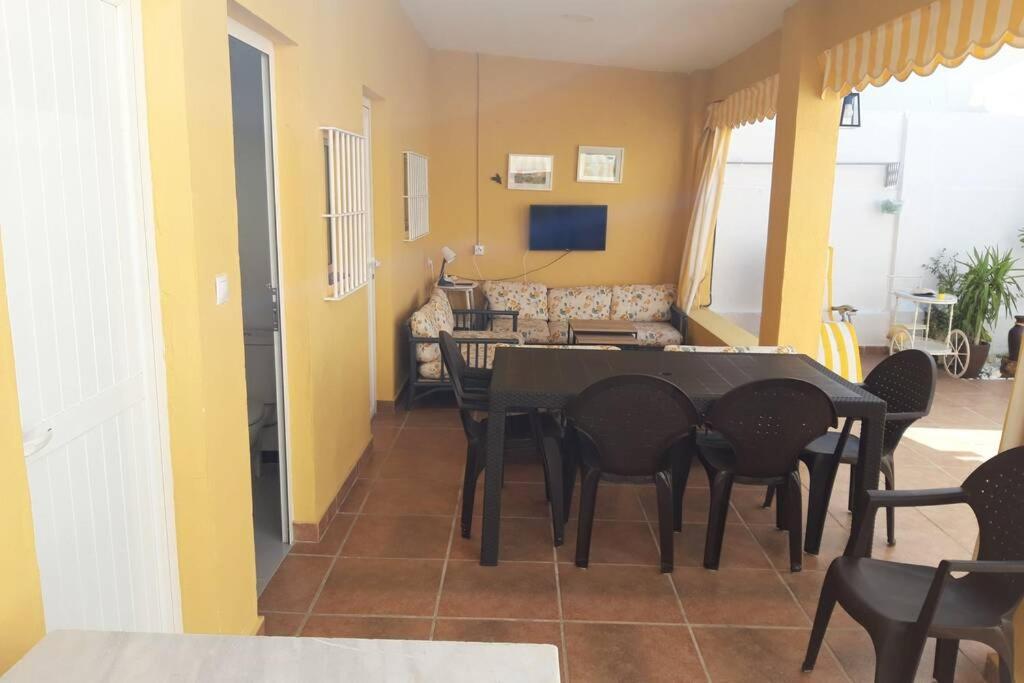 Villa Casa A Pie De Playa, Con Patio. Zona Miramar. Punta Umbría Esterno foto